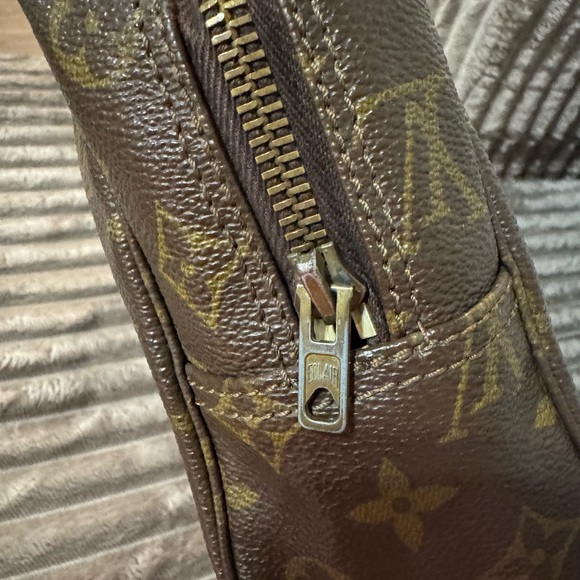 Louis Vuitton Trousse 28 - Picture 6 of 13